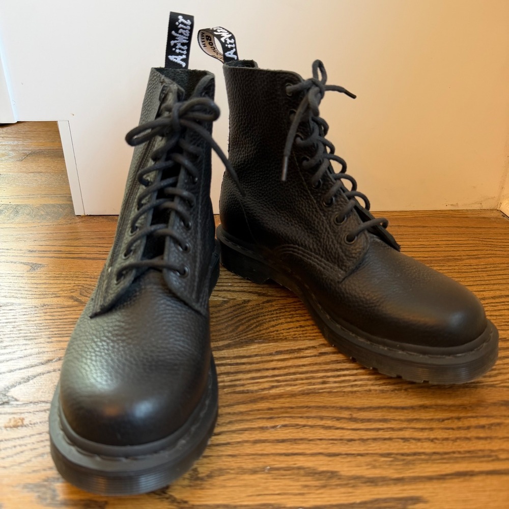 Dr. Martens 1460 Pascal Boots w/ Zip Black Milled Nappa Leather Womens 9 Combat